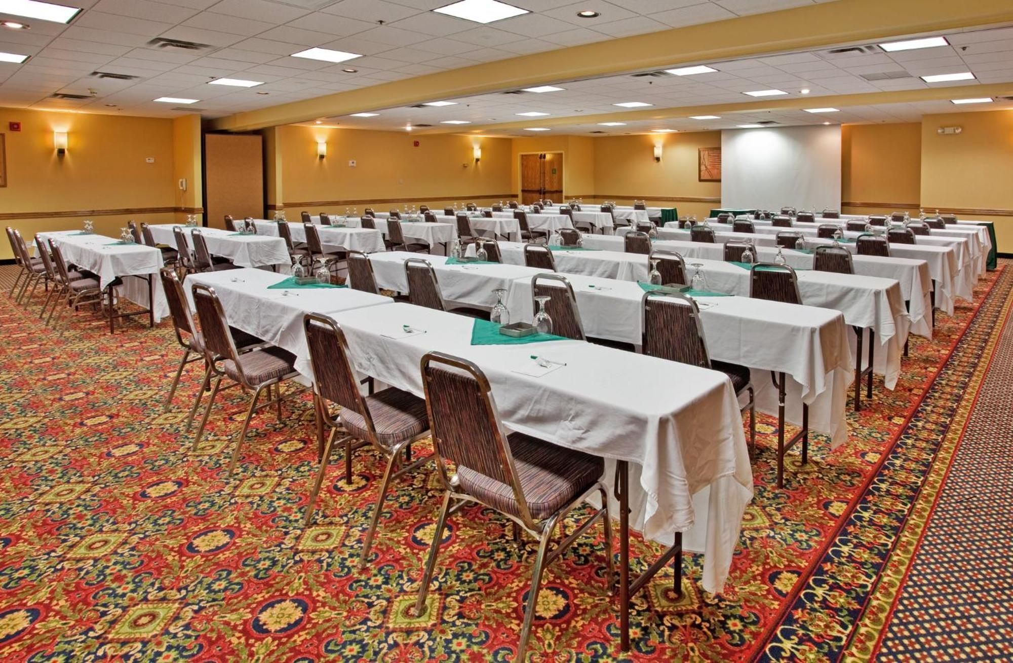 Holiday Inn & Suites Springfield-I-44 By Ihg Экстерьер фото