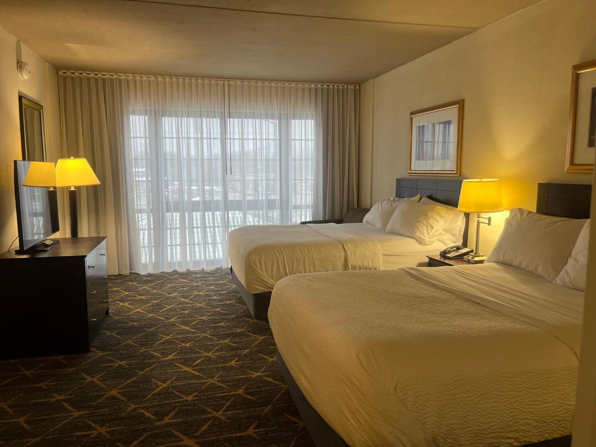Holiday Inn & Suites Springfield-I-44 By Ihg Экстерьер фото