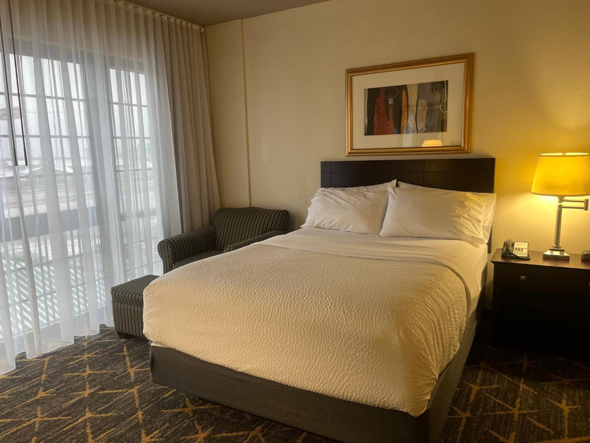 Holiday Inn & Suites Springfield-I-44 By Ihg Экстерьер фото